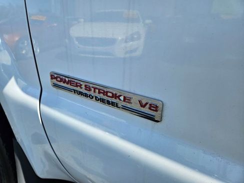Used 2004 Ford F550 XLT image 10