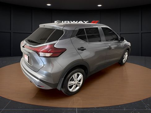 Used 2024 Nissan Kicks S FWD image 4