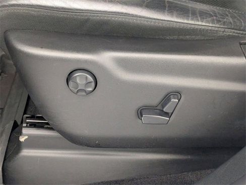 Used 2018 Jeep Grand Cherokee Altitude image 14