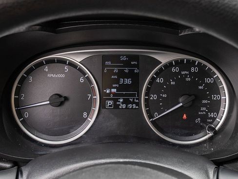 Used 2023 Nissan Versa S w/ Trunk Package image 30