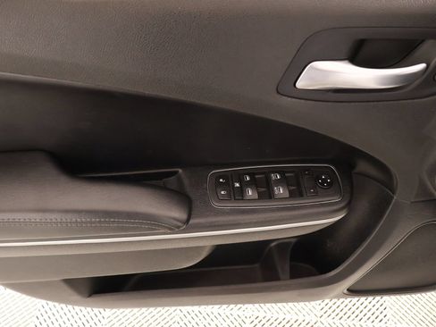 Used 2021 Dodge Charger SXT w/ Leather Interior Group RWD image 16