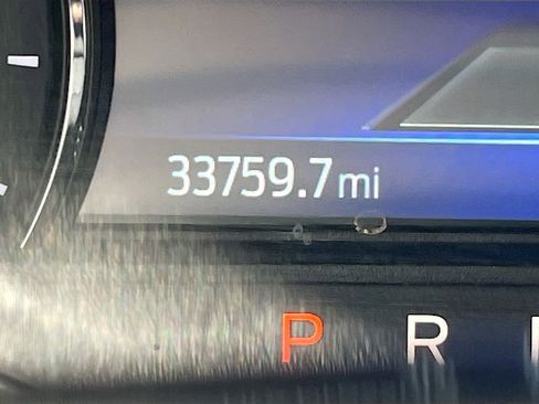 Used 2021 Ford Escape SE w/ SE Sport Appearance Package image 12