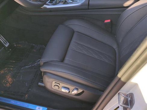 New 2026 BMW ALPINA XB7 AWD/4WD image 4