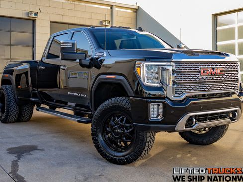 Used 2023 GMC Sierra 3500 Denali image 1