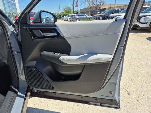 New 2026 Mitsubishi Outlander SE image 64