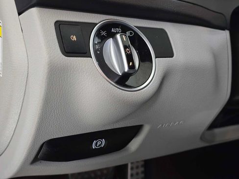 Used 2014 Mercedes-Benz C 300 4MATIC Sedan image 25