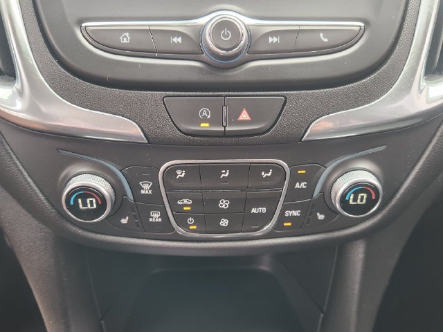 Used 2024 Chevrolet Equinox LT FWD image 17