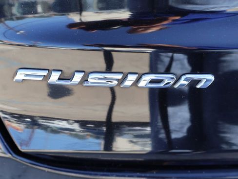 Used 2019 Ford Fusion SE AWD/4WD image 12