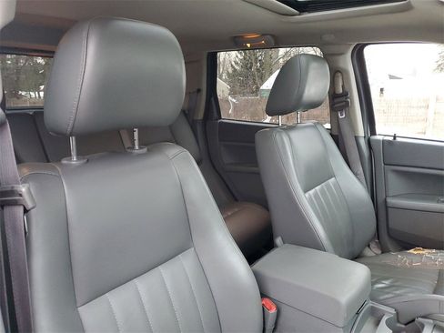 Used 2007 Jeep Grand Cherokee Laredo image 26