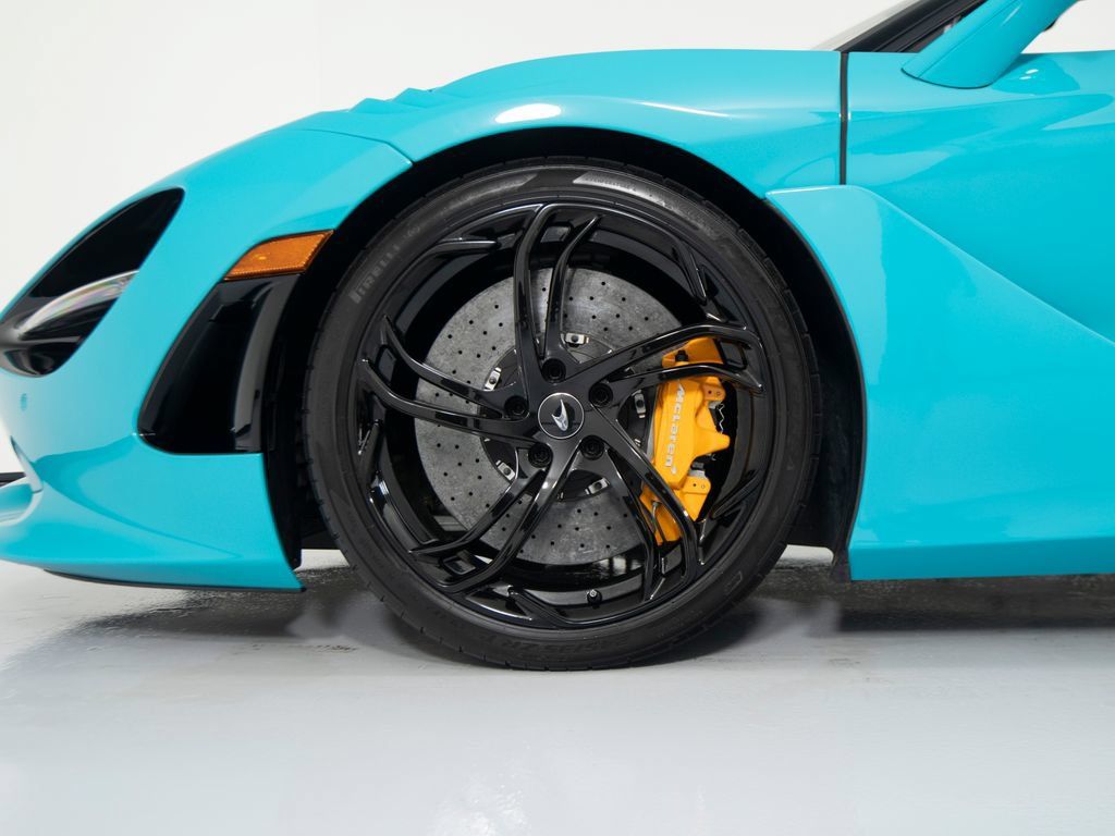 Used 2024 McLaren 750S Spider RWD image 10