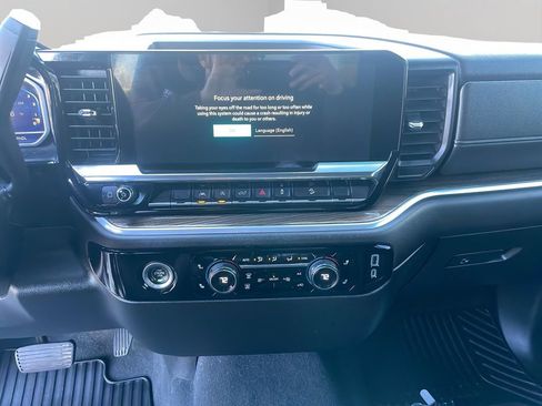 Certified 2022 Chevrolet Silverado 1500 RST w/ Z71 Off-Road Package image 16