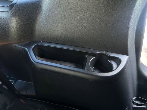 Used 2017 Ford Explorer Platinum image 39