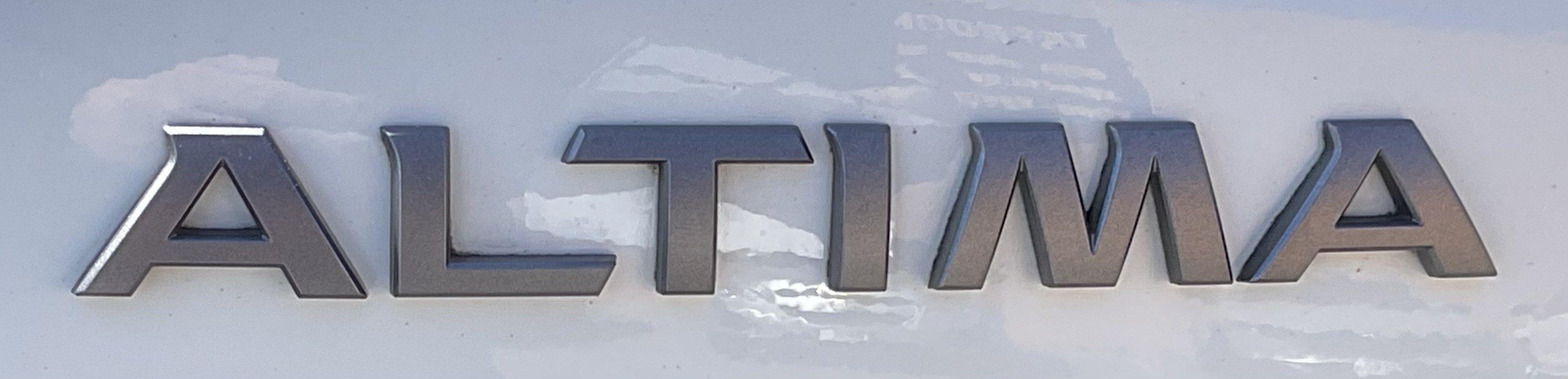 Used 2025 Nissan Altima 2.5 SV AWD/4WD image 7