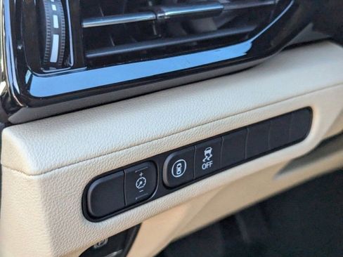 New 2026 Acura MDX SH-AWD image 18