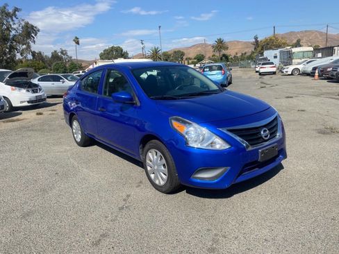 Used 2016 Nissan Versa S Plus image 3
