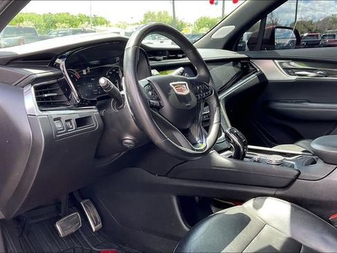 Used 2020 Cadillac XT6 Sport AWD/4WD image 13