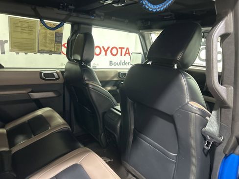 Used 2022 Ford Bronco Wildtrak AWD/4WD image 15