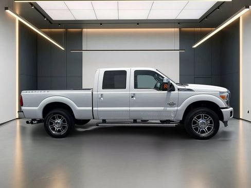 Used 2014 Ford F250 Platinum w/ FX4 Off-Road Package AWD/4WD image 7