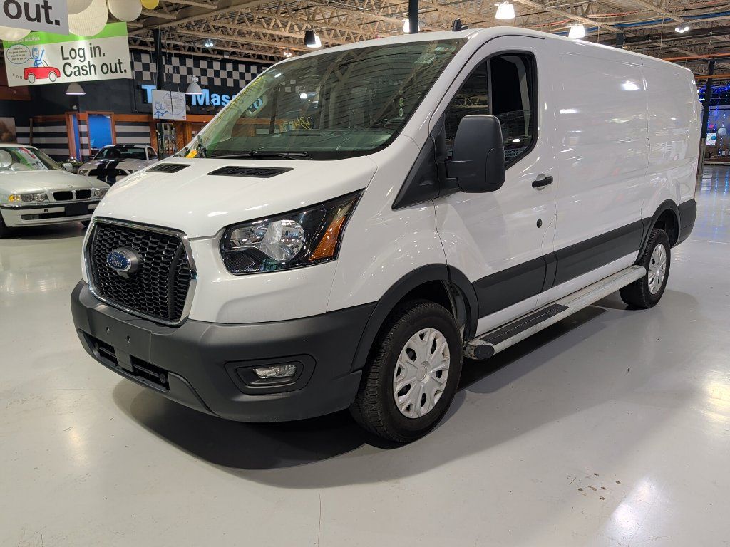 Used 2025 Ford Transit 250 Low Roof w/ Exterior Upgrade Package RWD image 4