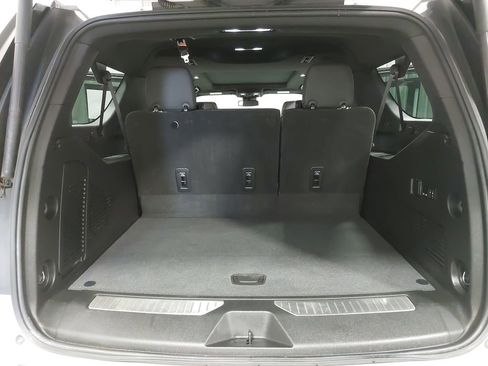 Used 2023 GMC Yukon XL AT4 AWD/4WD image 13