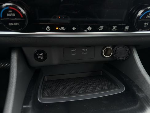 New 2026 Nissan Rogue SV w/ Cold Weather Package AWD/4WD image 20