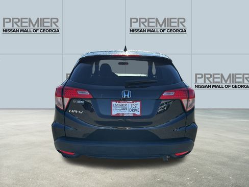Used 2018 Honda HR-V EX image 6
