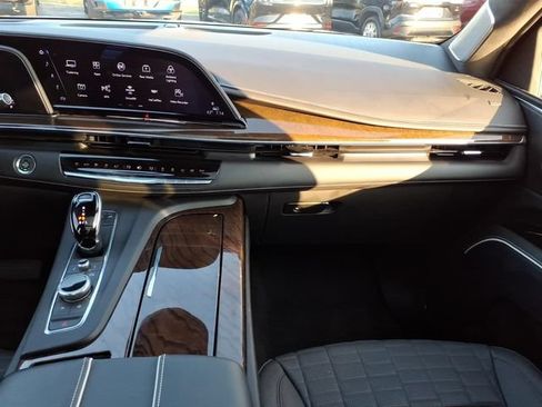 Used 2023 Cadillac Escalade Premium Luxury Platinum w/ LPO, Floor Liner Package AWD/4WD image 18