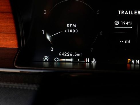 Used 2019 Lincoln Navigator Select image 52