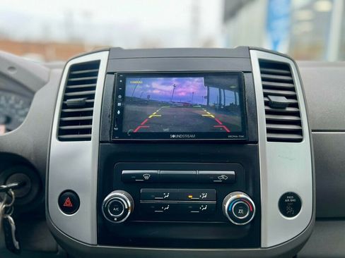 Used 2015 Nissan Frontier S image 21