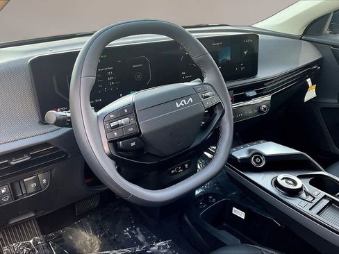 New 2025 Kia EV6 Wind image 7