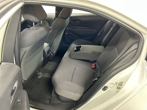 Used 2022 Toyota Corolla LE FWD image 19