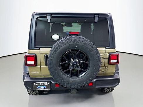 Used 2025 Jeep Wrangler Willys image 6