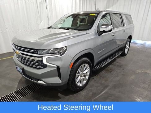 Used 2023 Chevrolet Suburban Premier AWD/4WD image 6