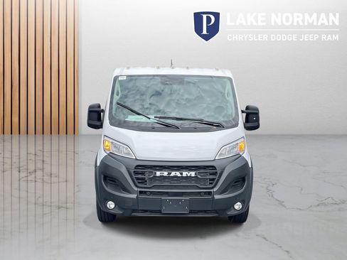 Used 2024 RAM ProMaster 1500 w/ Safety Group FWD image 3