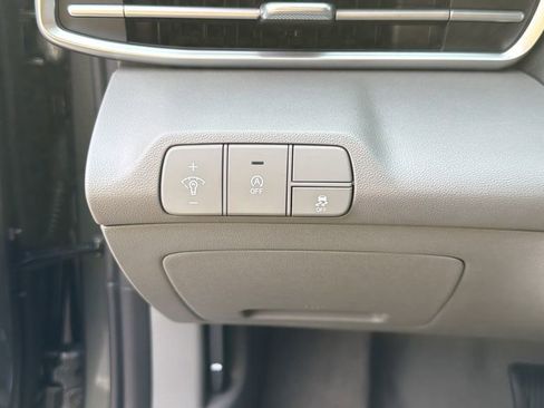 New 2026 Hyundai Elantra SE image 31