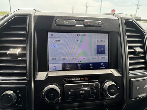 Used 2020 Ford F150 XLT w/ Equipment Group 302A Luxury AWD/4WD image 13