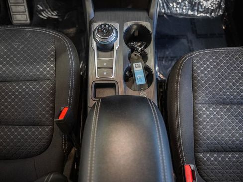Used 2023 Ford Escape Active w/ Tech Pack #1 AWD/4WD image 24