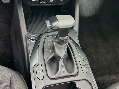 Used 2025 Kia K4 LXS image 23