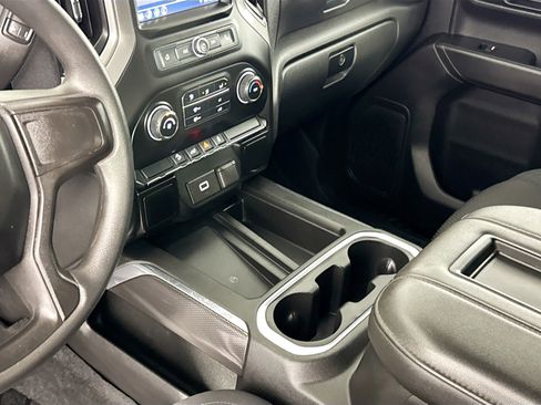 Used 2019 Chevrolet Silverado 1500 Custom Trail Boss w/ Custom Convenience Package AWD/4WD image 27