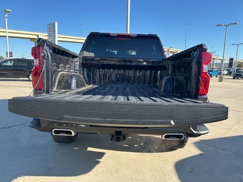 Used 2023 Chevrolet Silverado 1500 Custom Trail Boss image 10