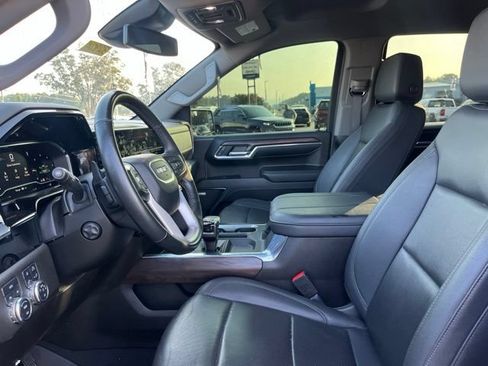 Used 2024 GMC Sierra 1500 SLT w/ SLT Premium Plus Package AWD/4WD image 7