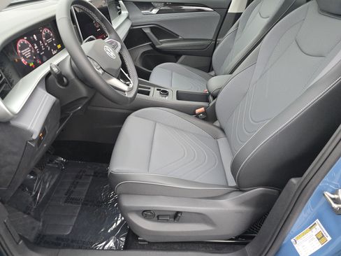 New 2026 Volkswagen Tiguan SE AWD/4WD image 20