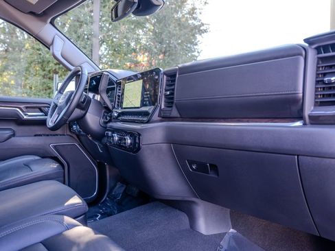 Used 2025 GMC Sierra 1500 SLT image 22
