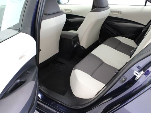 Used 2025 Toyota Corolla LE FWD image 23