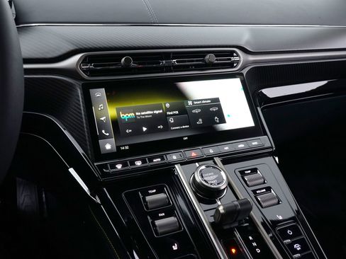 New 2026 Aston Martin V8 Vantage Base image 23