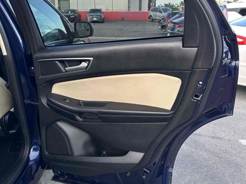 Used 2016 Ford Edge SE image 20
