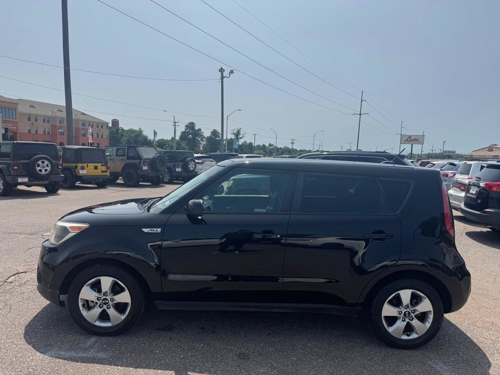 Used 2019 Kia Soul FWD image 7