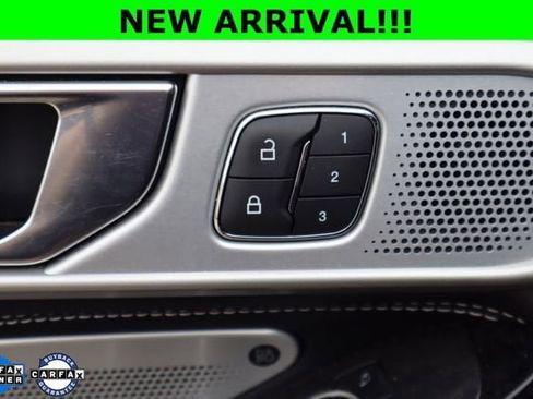 Used 2022 Ford Explorer ST w/ Equipment Group 401A RWD image 23
