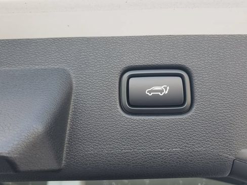 Certified 2026 Kia Sportage SX FWD image 7