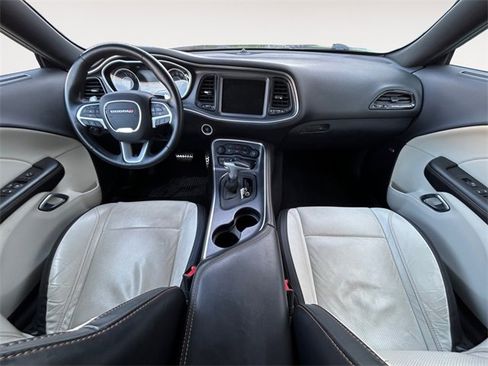 Used 2015 Dodge Challenger R/T Plus image 10